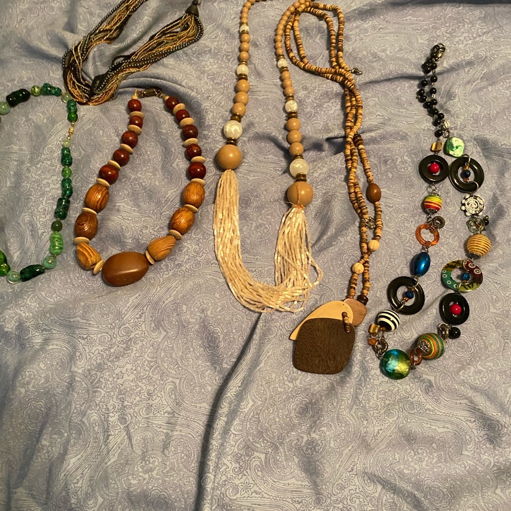 Women’s Costume Jewelry